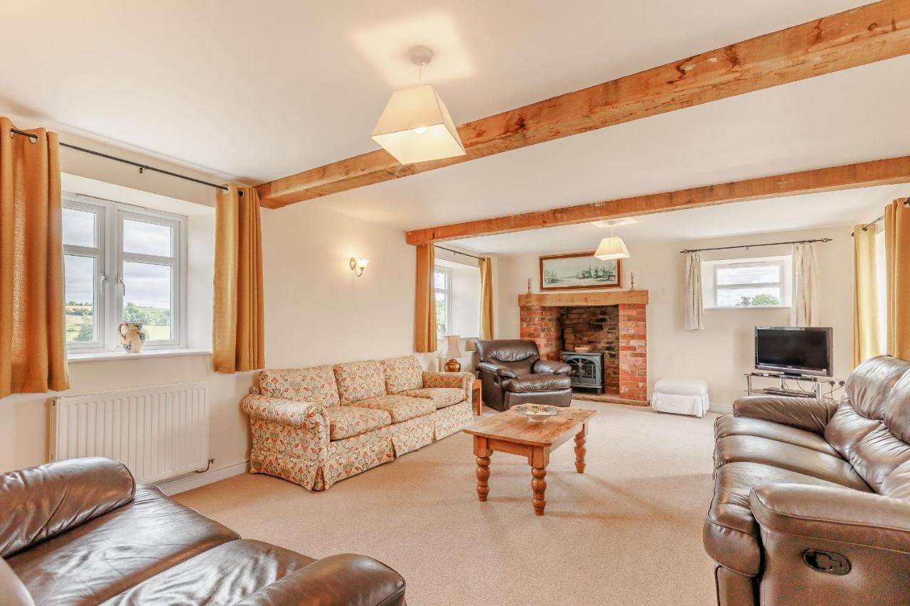 Wood Cottage Tenbury Exterior foto