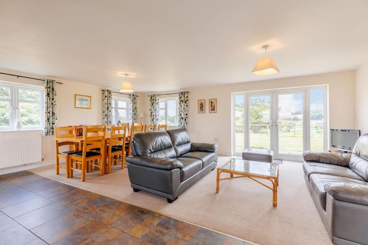 Wood Cottage Tenbury Exterior foto