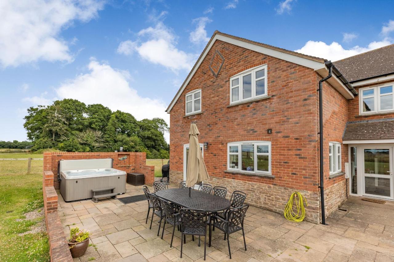 Wood Cottage Tenbury Exterior foto